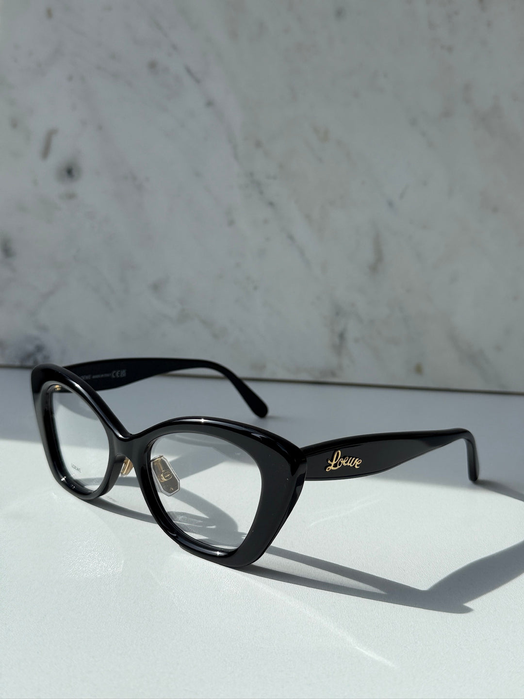 Monturas Loewe LW50035U en color marrón