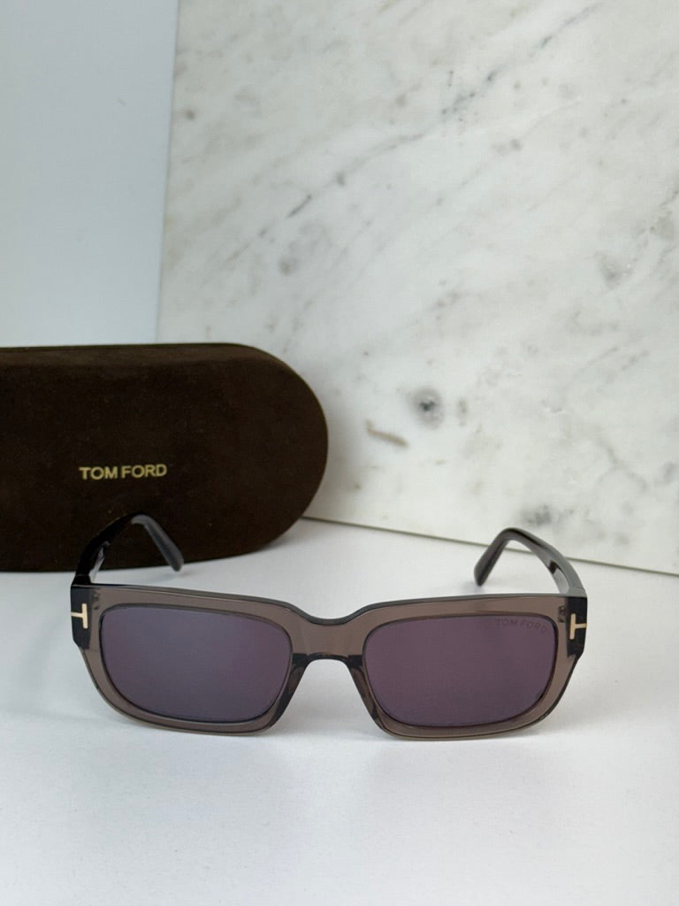 Tom Ford Ezra FT1075 Sunglasses in Shiny Light Brown