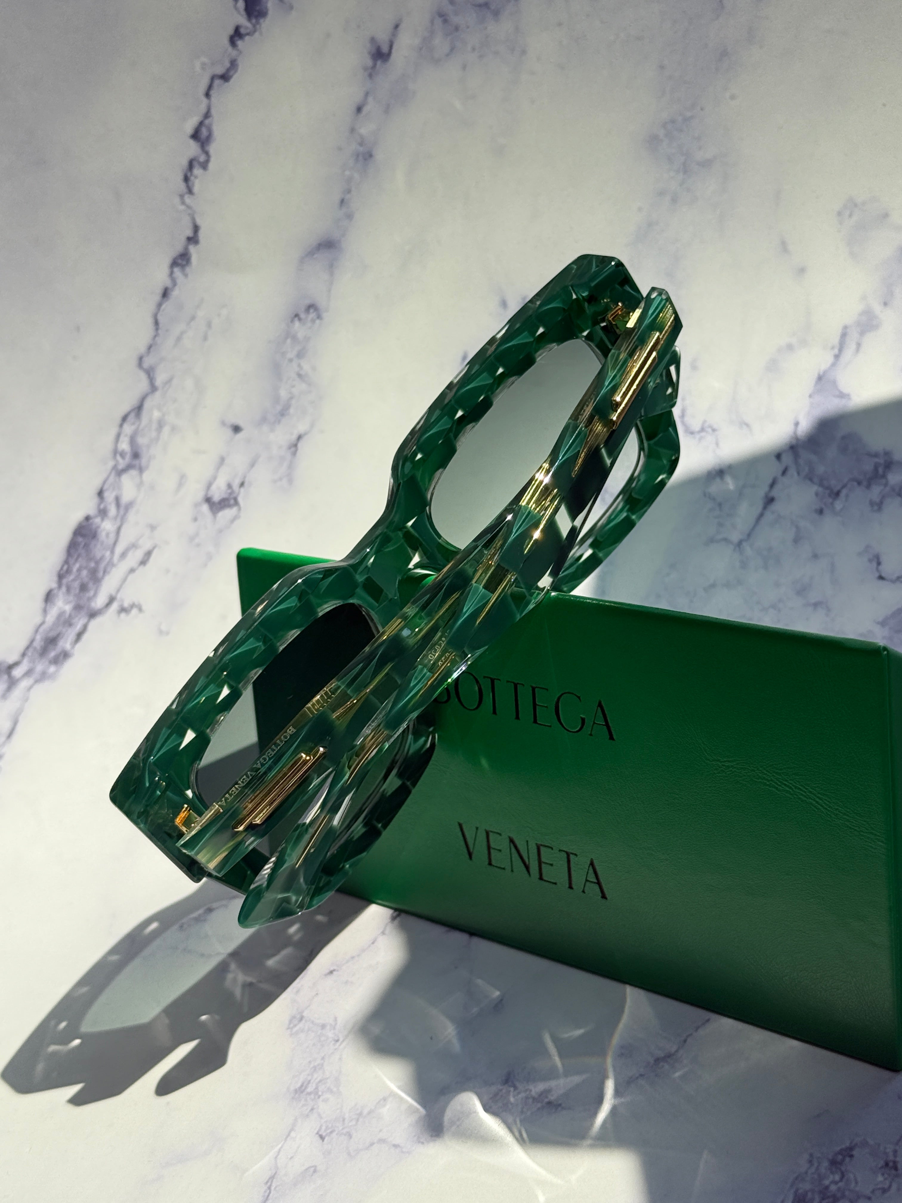 Bottega Veneta BV1212S Sunglasses in Braided Green – Designer Daydream