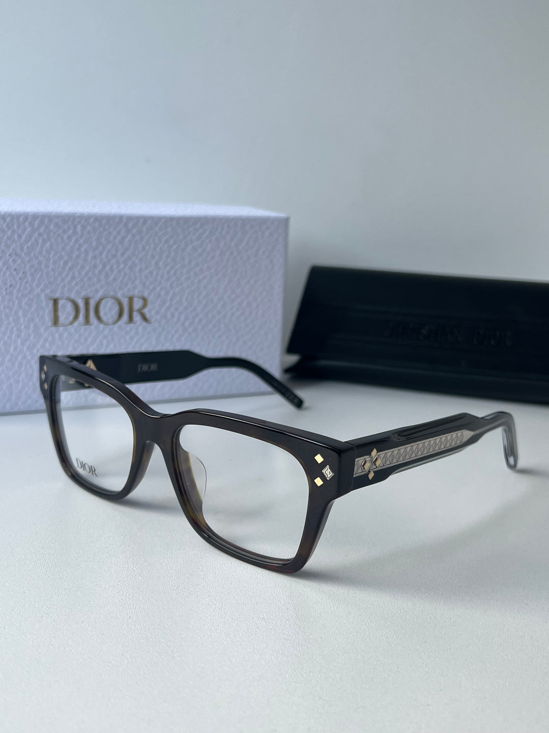 Dior CD DiamondO S1F Frames in Havana Brown