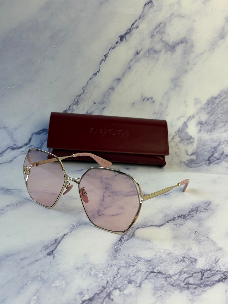 Gafas de sol con recorte de metal Gucci GG0818SA con lentes rosas