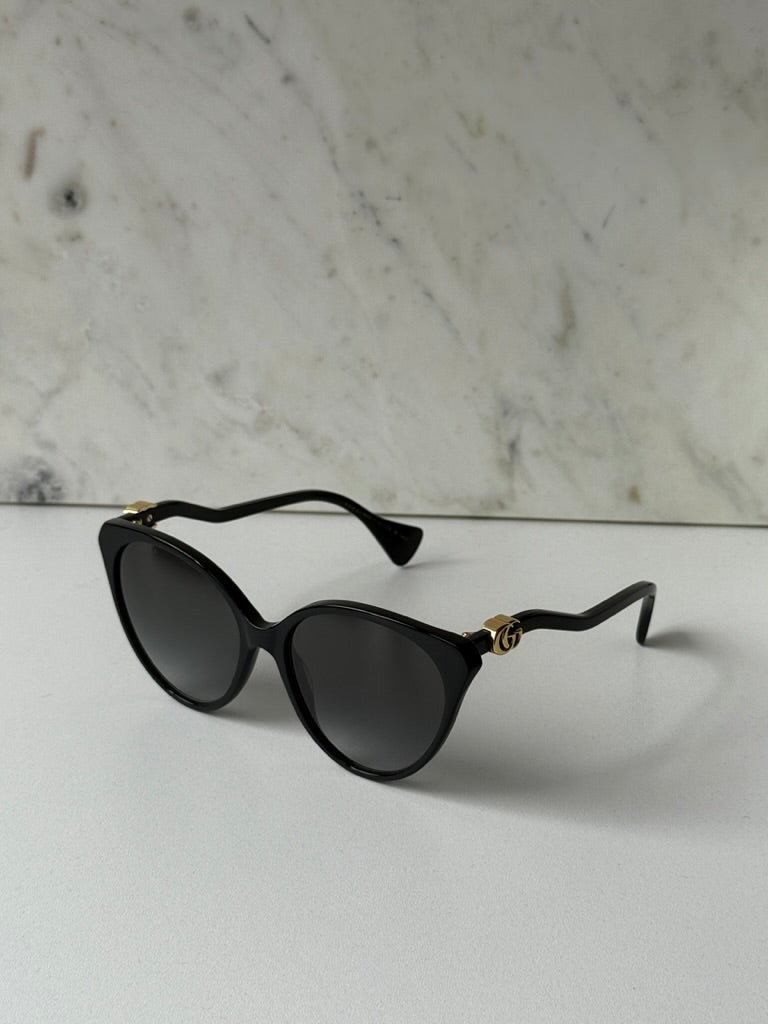 Gucci GG1011S Cat Eye Sunglasses in Black