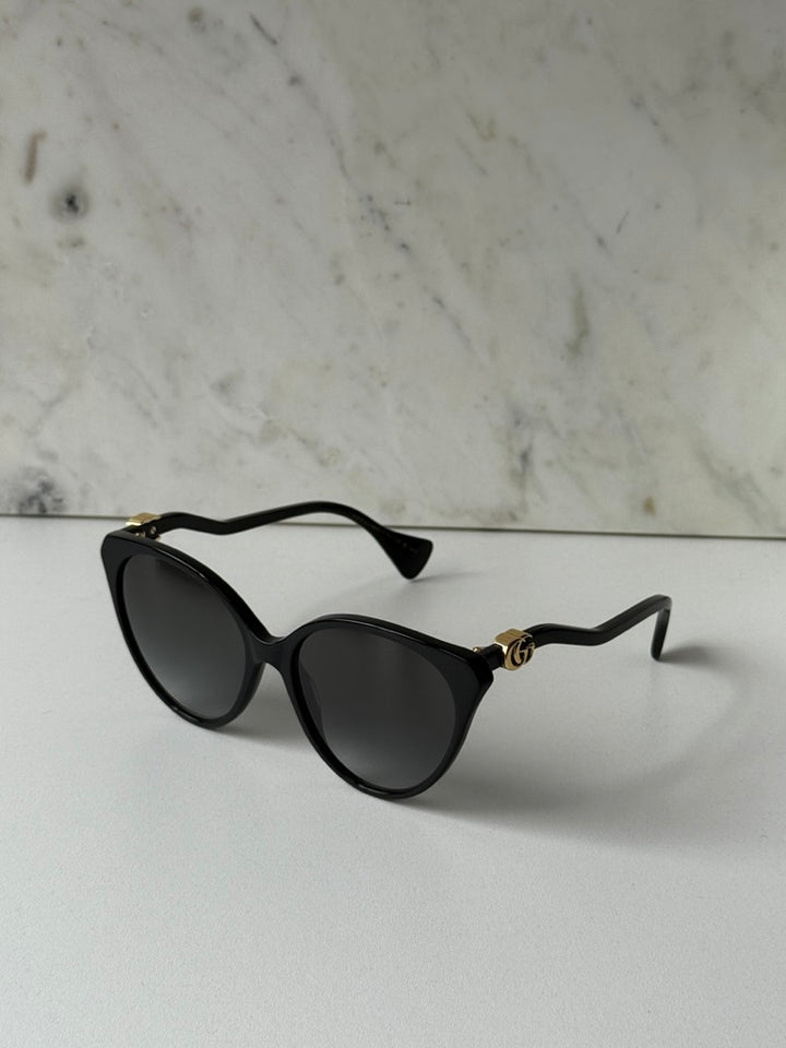 Gucci GG1011S Cat Eye Sunglasses in Black