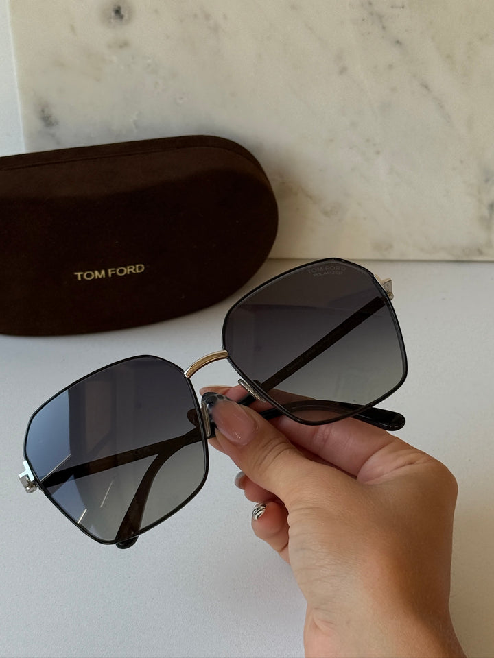 Gafas de sol negras con diseño de mariposa Sandrine de Tom Ford