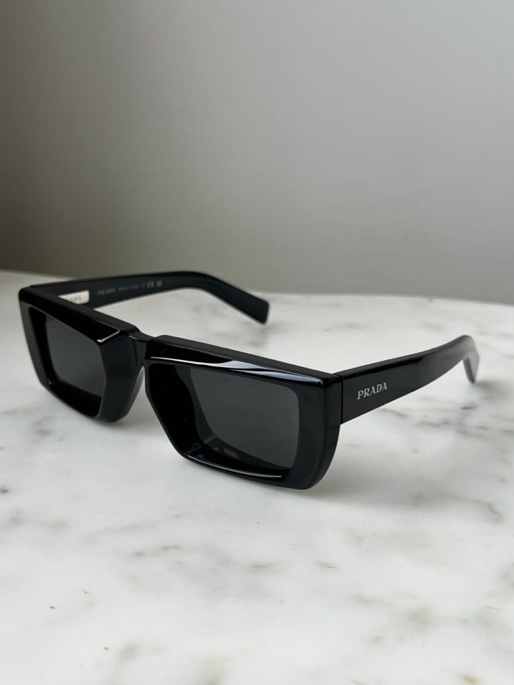 Prada PR24YS Runway Sunglasses in Black