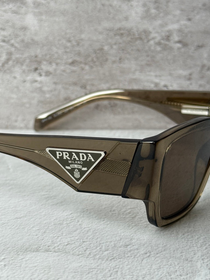 Gafas de sol Prada PR10ZS en negro 