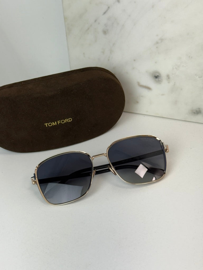 Tom Ford Fern FT1029 Sunglasses in Rose Gold Polarized