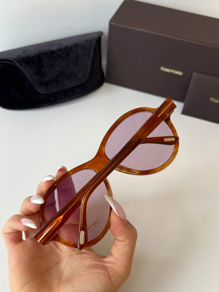 Tom Ford FT1033 Camryn Oversized Sunglasses in Brown