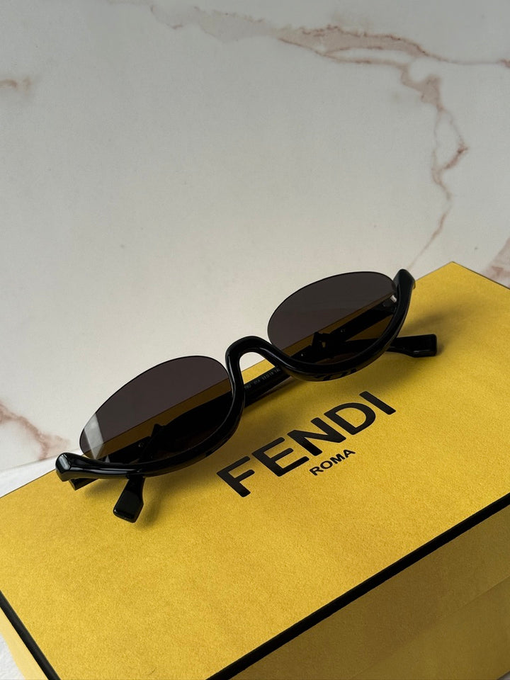 Fendi FE40178U Cat Eye Sunglasses in Black