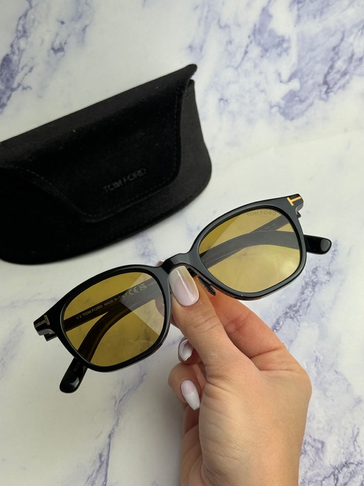 Tom Ford FT0978-D Sunglasses in Black