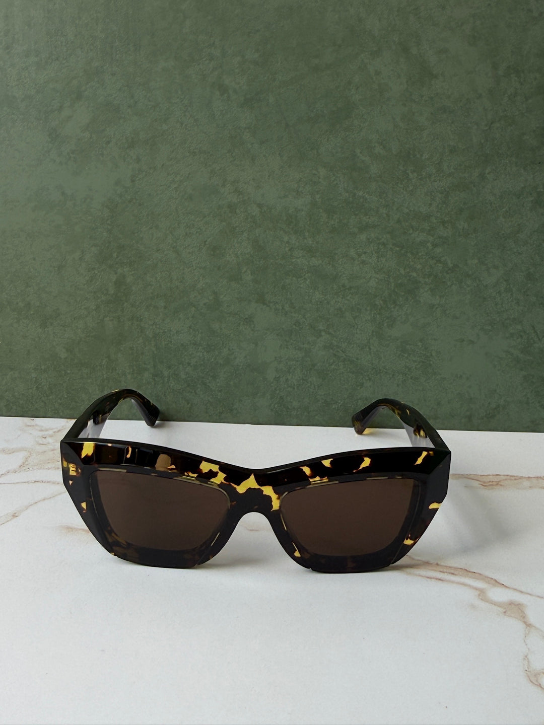 Bottega Veneta BV1218S Tortoise Brown Cat Eye Sunglasses
