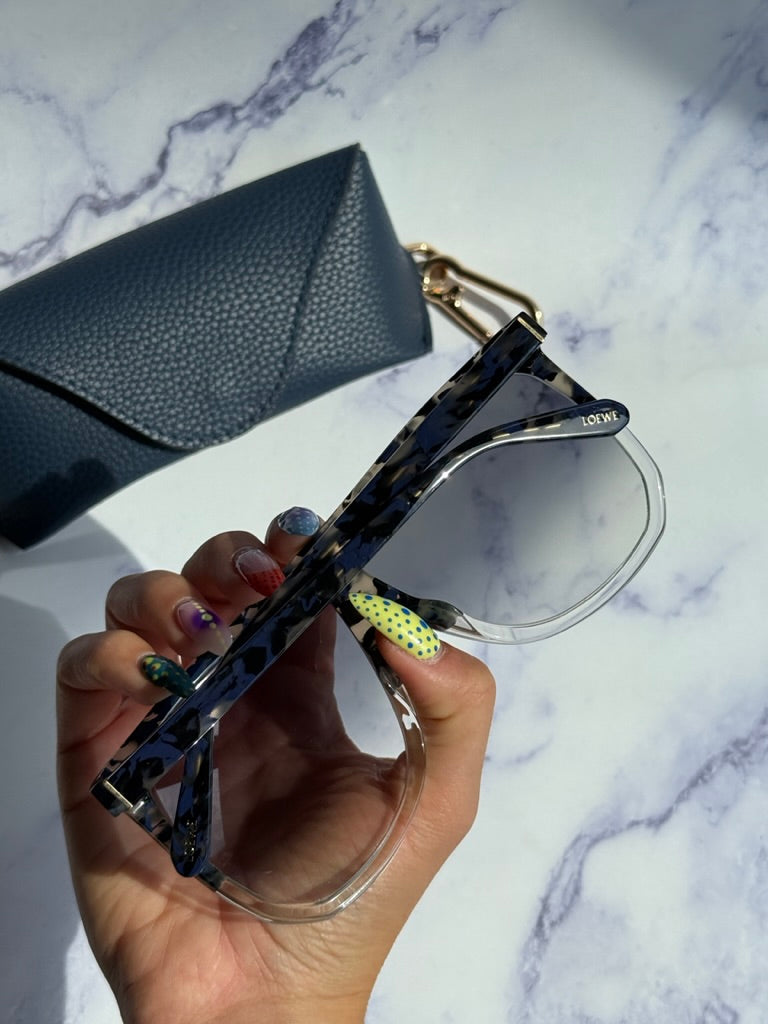 Loewe LW40001F Filipa Oversized Mask Sunglasses in Blue Havana