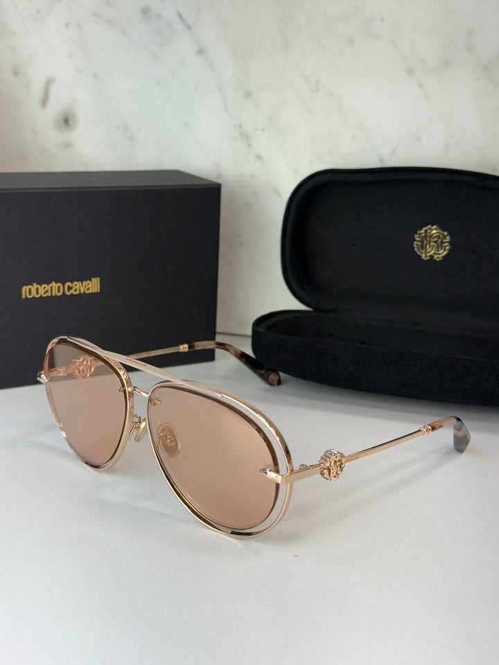 Gafas de sol ovaladas de pierna baja en negro Gucci GG1235S