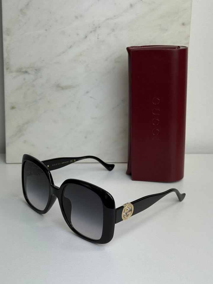 Gucci GG1029S Gafas de sol cuadradas negras extragrandes 