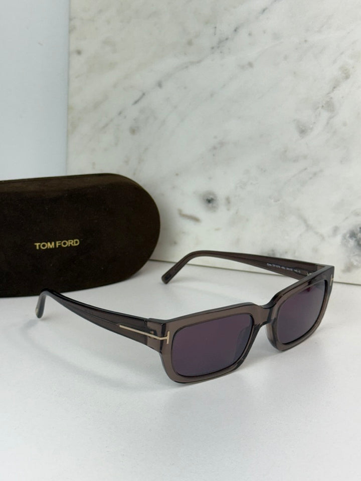Tom Ford Ezra FT1075 Sunglasses in Shiny Light Brown