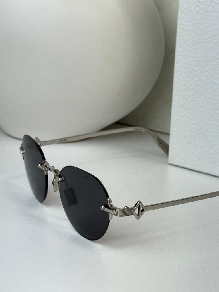 Dior CD Diamond R5U Rimless Round Sunglasses in Silver