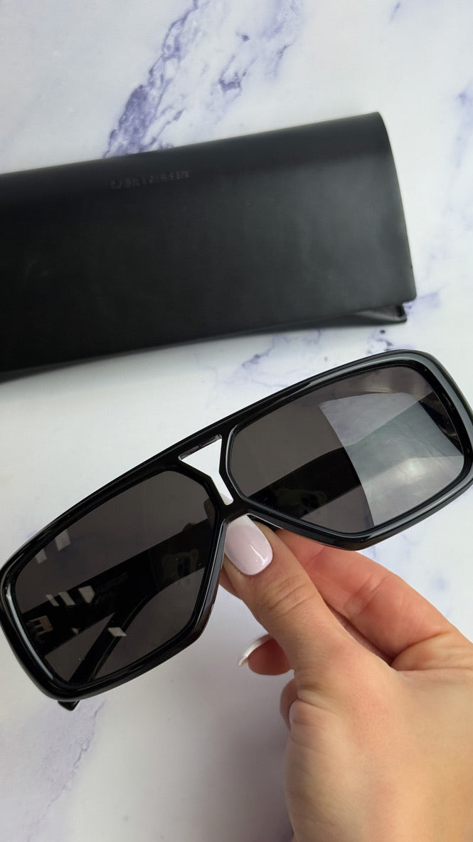 Saint Laurent SL569Y Aviator Sunglasses in Black