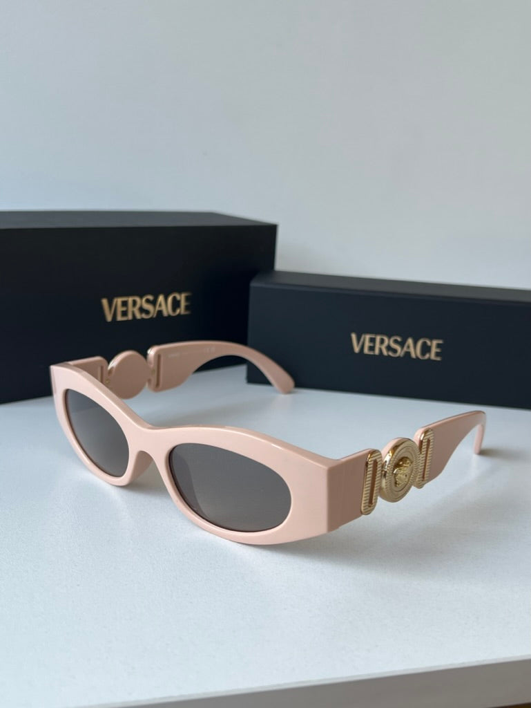 Versace Gafas de sol VE2258 Shield en espejo dorado rosa