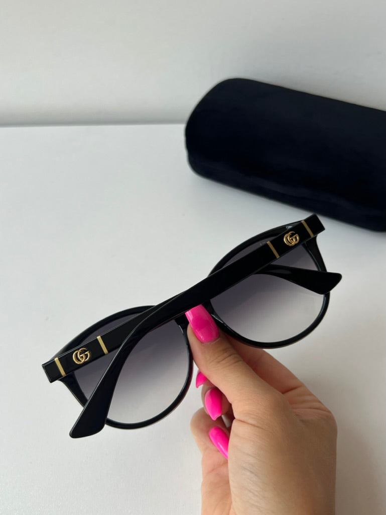 Gucci GG0631S Rounded Marmont Logo Sunglasses in Black