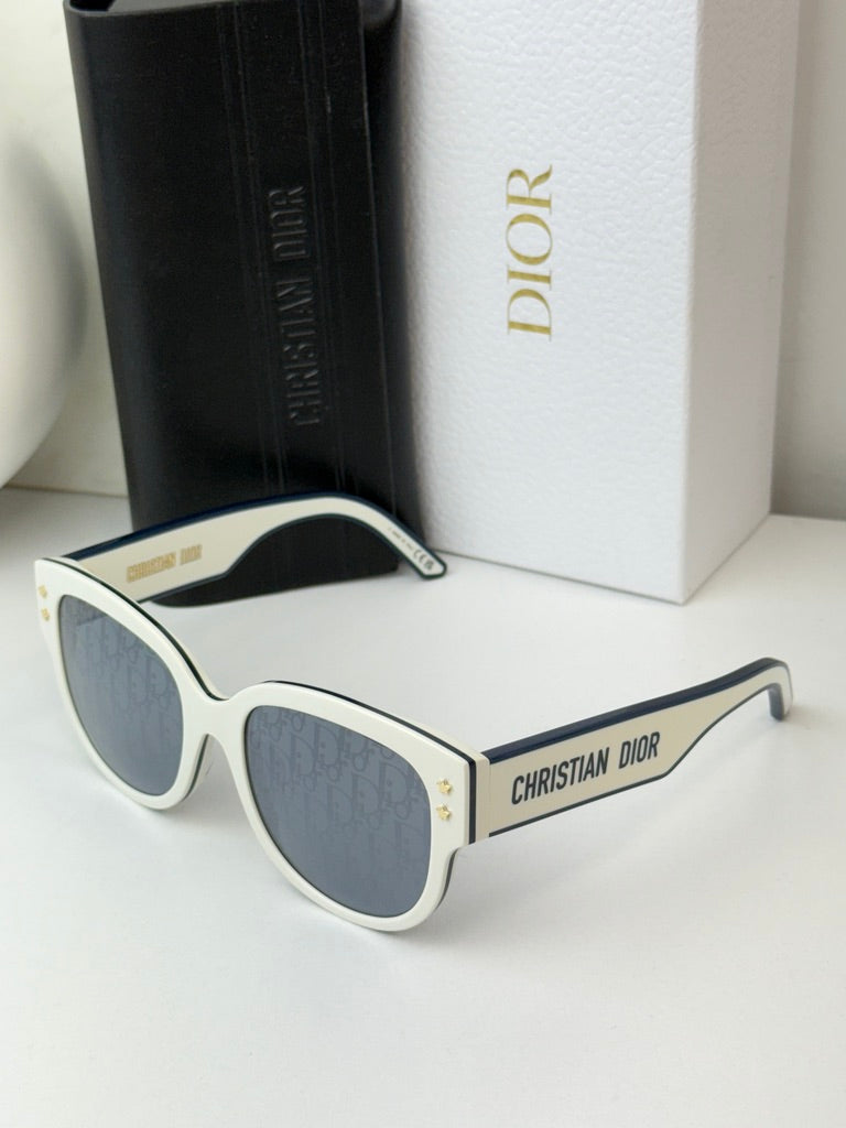 Dior Pacific B2F Rounded Sunglasses in White Mirror