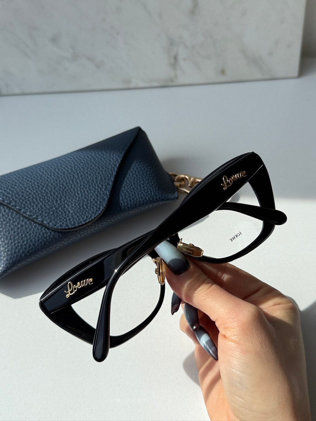 Monturas Loewe LW50035U en color marrón