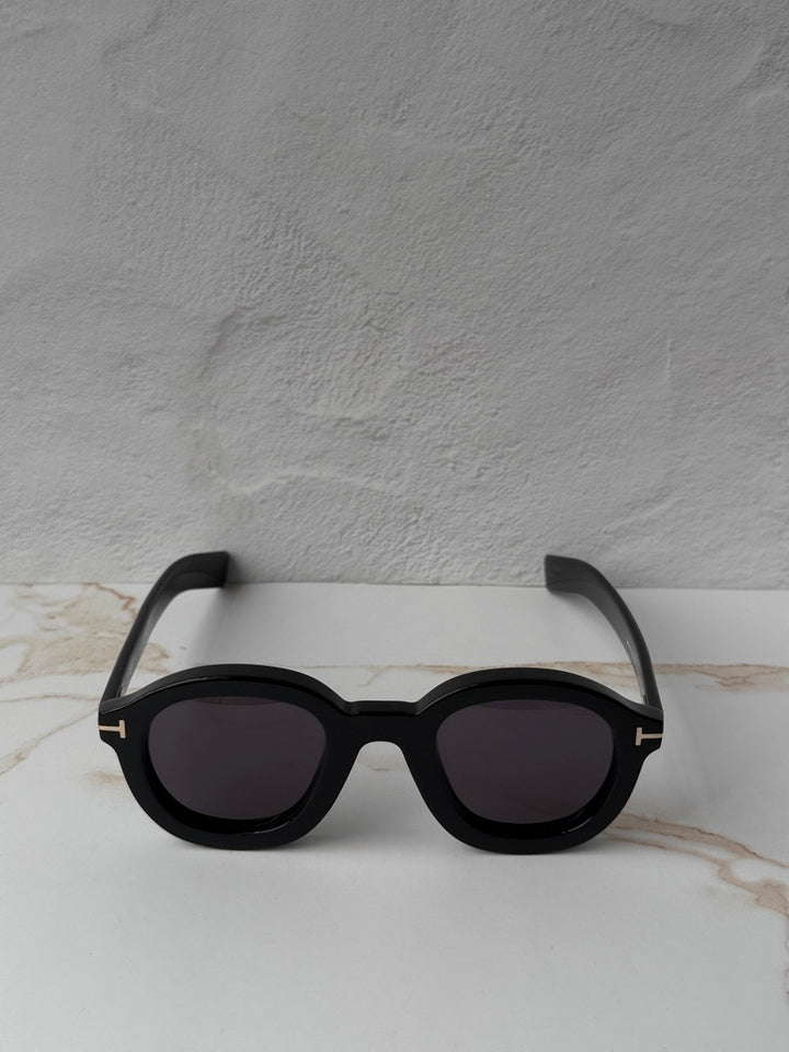 Gafas de sol negras con diseño de mariposa Sandrine de Tom Ford