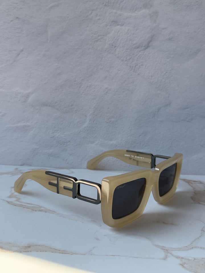 Off White Boston Sunglasses in Sand