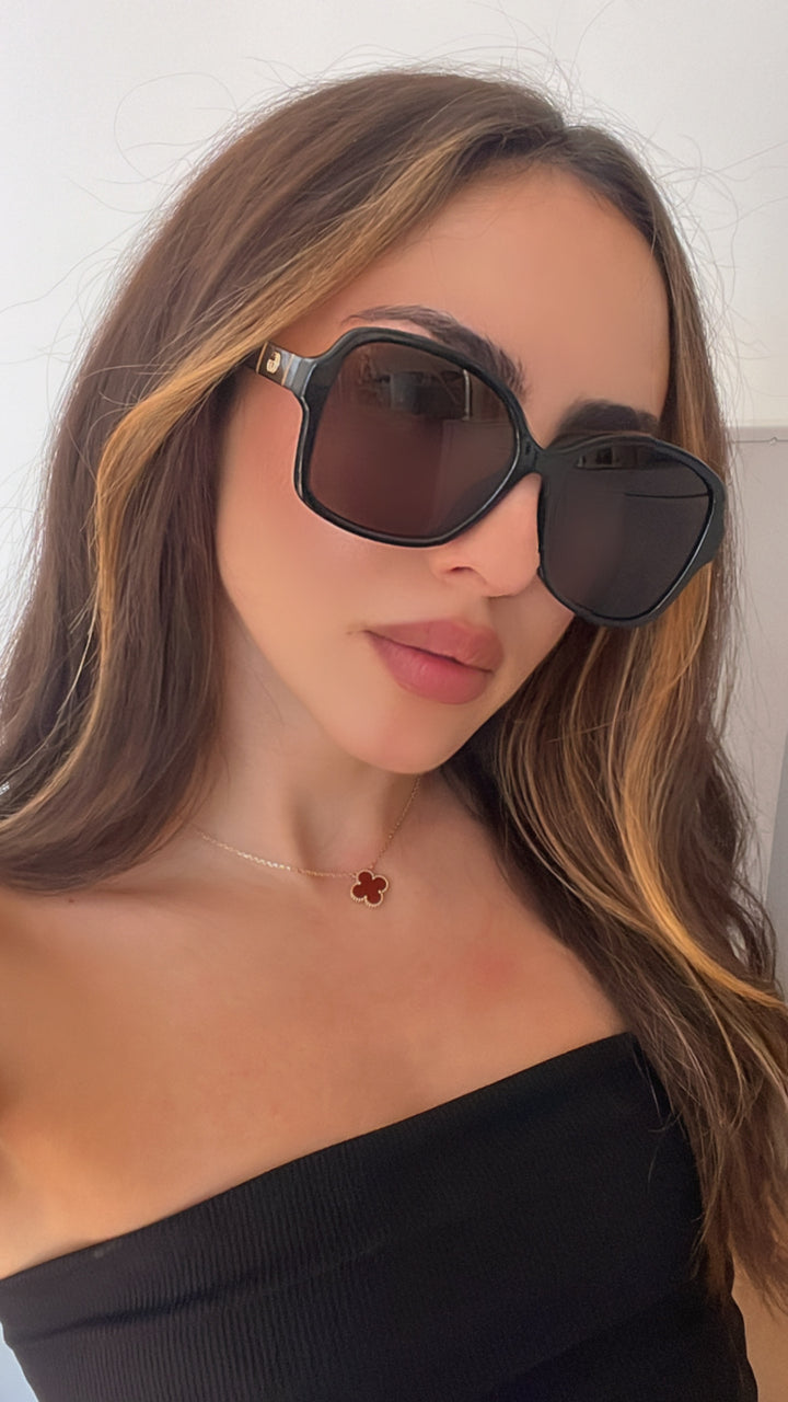 Gafas de sol negras con mariposa y logo Marmont de Gucci GG0765SA