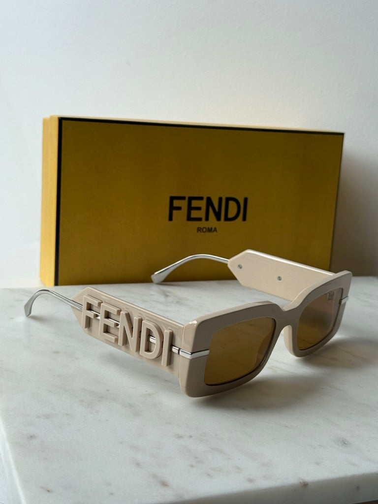Fendi FE40133I Fendigraphy Beige Square Sunglasses