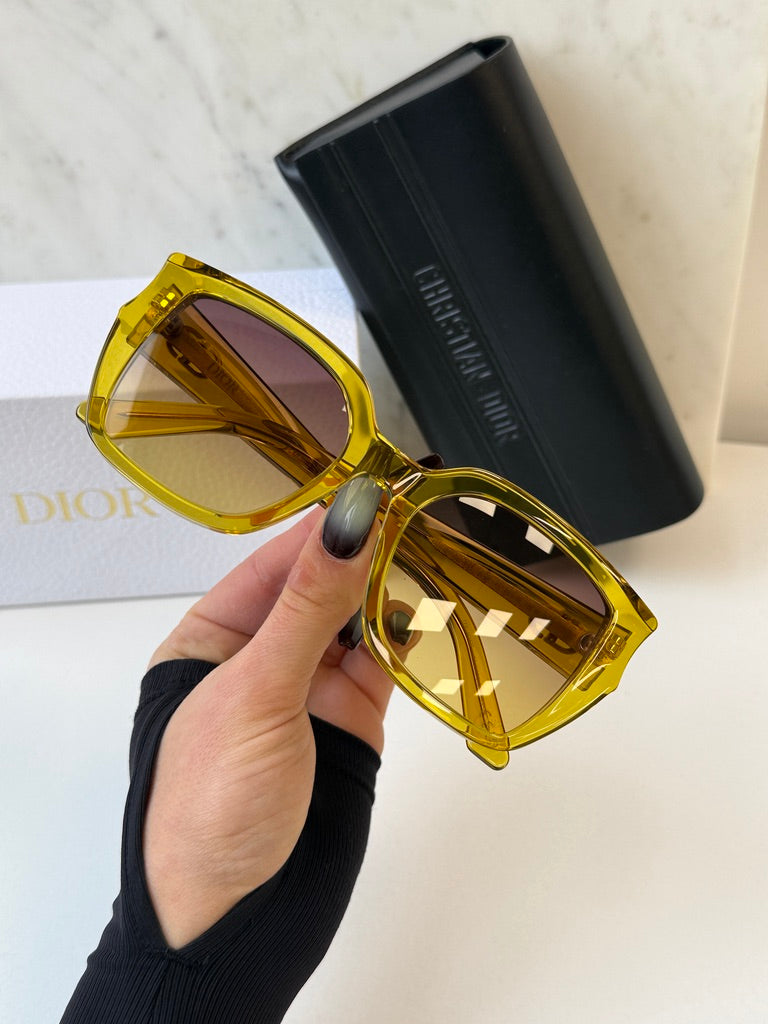 Dior DiorGlow S1I Square Sunglasses in Yellow