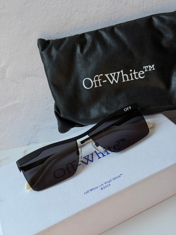 Off White Rimini Metal Sunglasses in Black