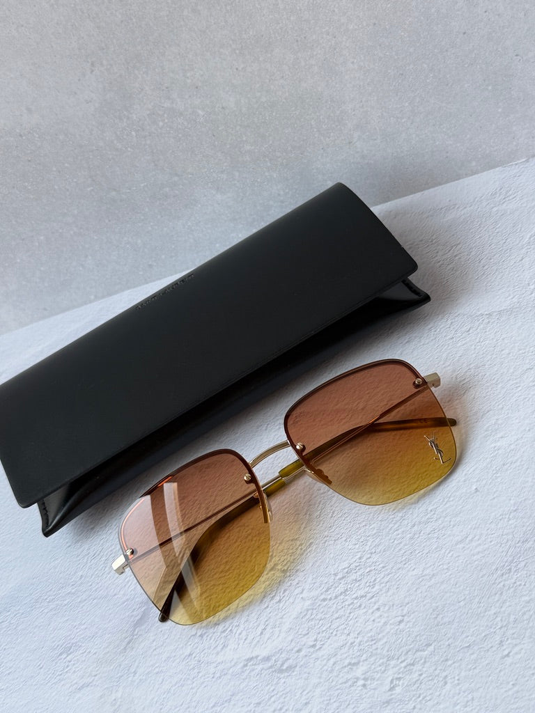 Saint Laurent SL312M Gafas de sol cuadradas con logo metálico en rosa degradado