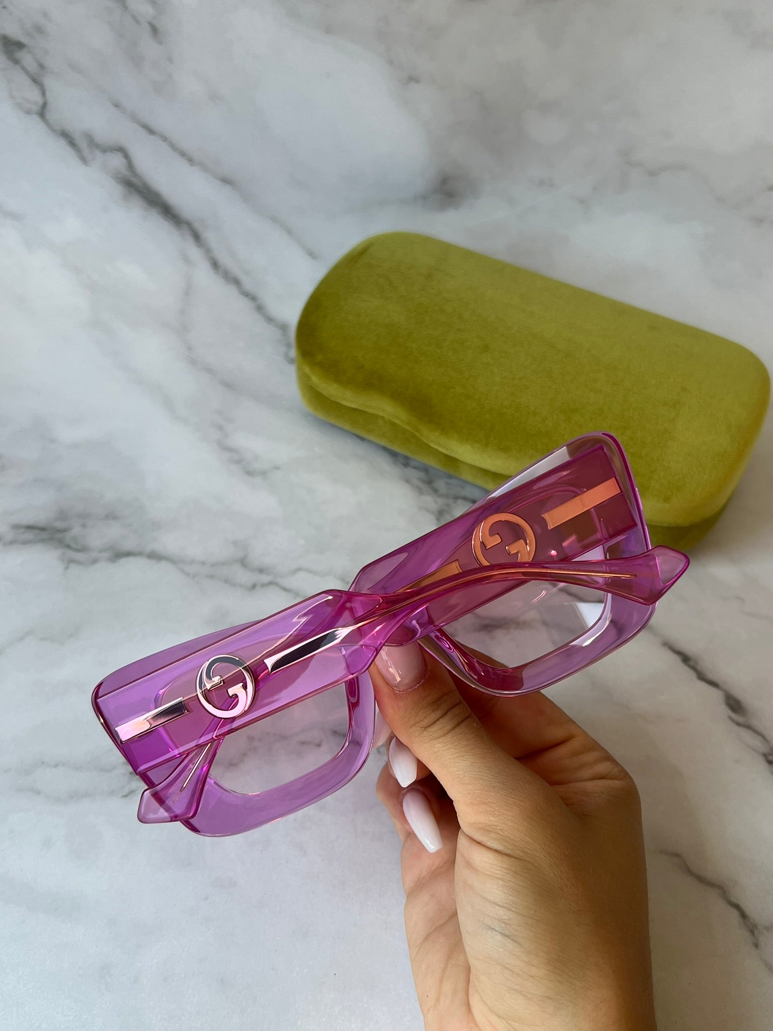 Gucci GG1552S Pink Cat Eye Sunglasses – Designer Daydream