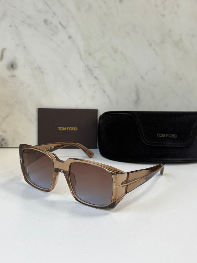 Tom Ford Ryder FT1035 Square Sunglasses in Shiny Light Brown