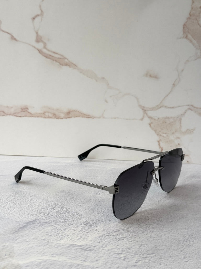 Fendi FE40115U Sky Aviator Sunglasses in Silver
