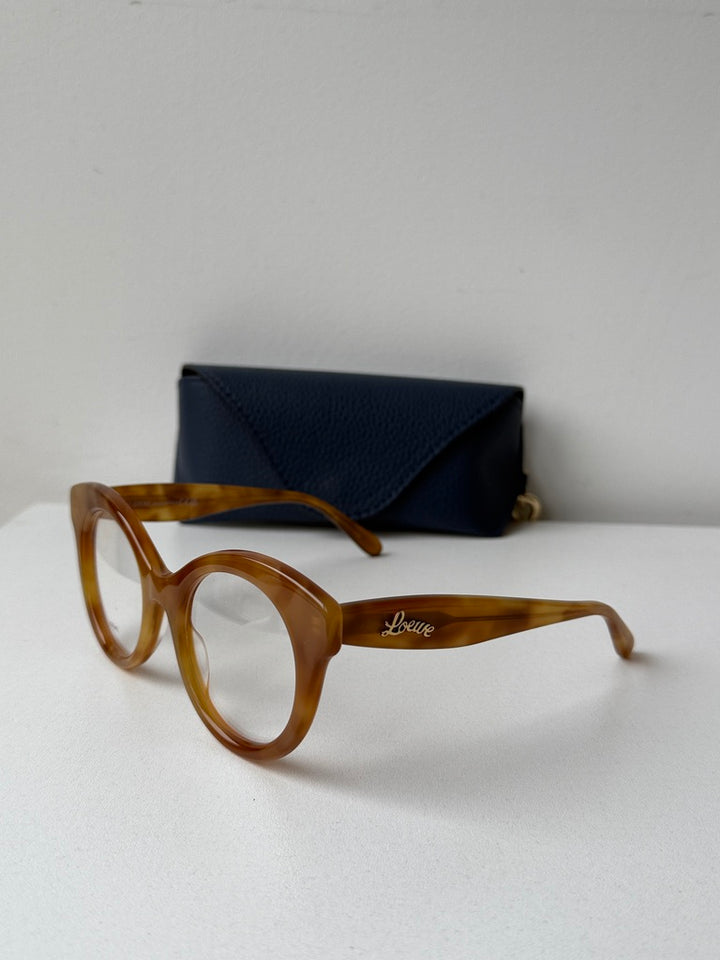 Monturas Loewe LW50035U en color marrón