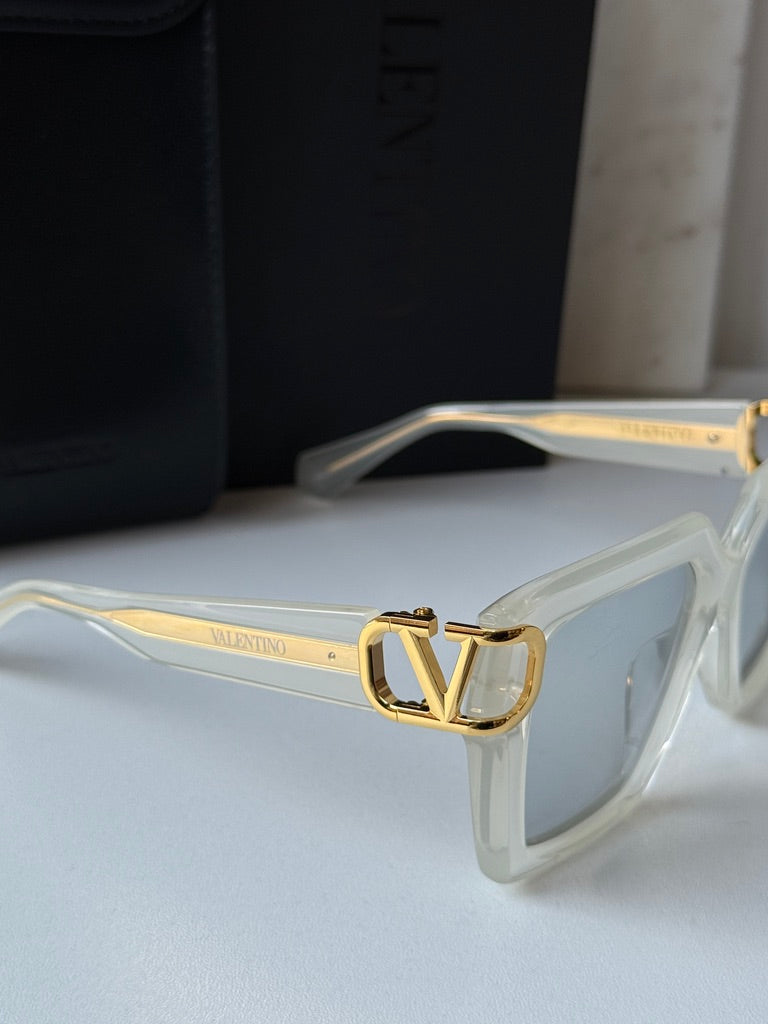 Valentino V-Uno VLS107-C Transparent Square Sunglasses