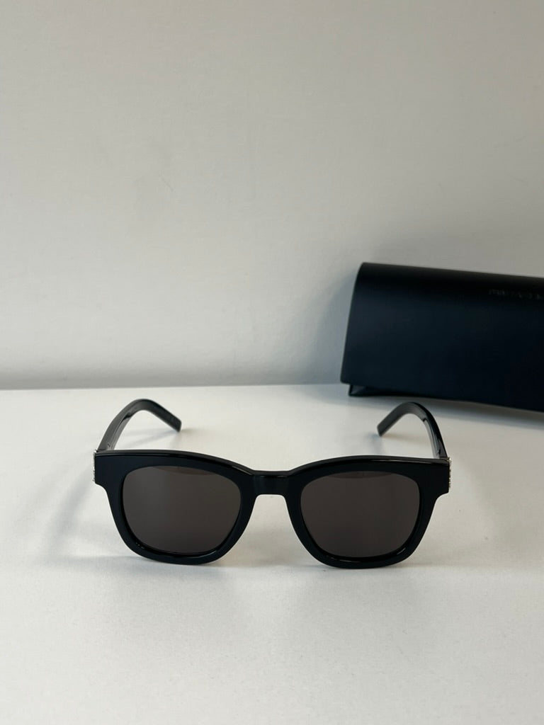 Saint Laurent SL M124 Sunglasses in Black