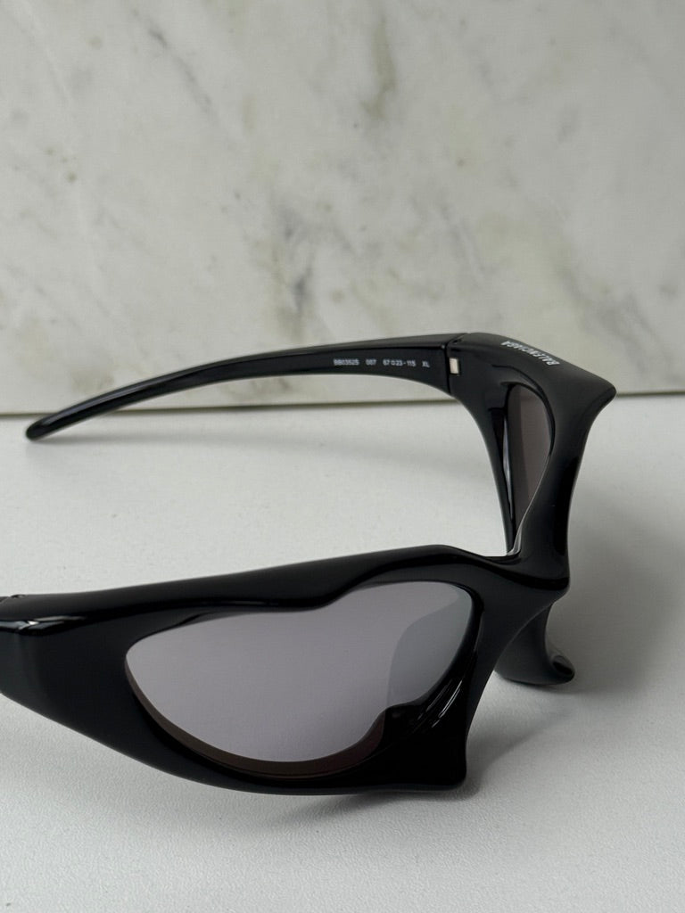 Balenciaga BB0352S Sunglasses in Black Mirror