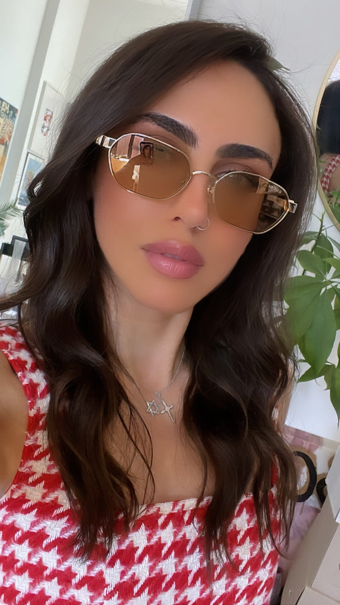 Gucci GG1593S Metal Oval Gold Mirror Sunglasses – Designer Daydream