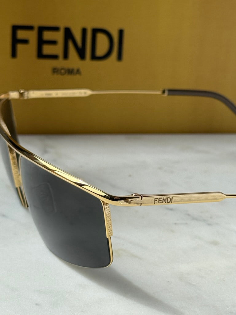 Fendi FE40141U Metal Sunglasses in Gold Green