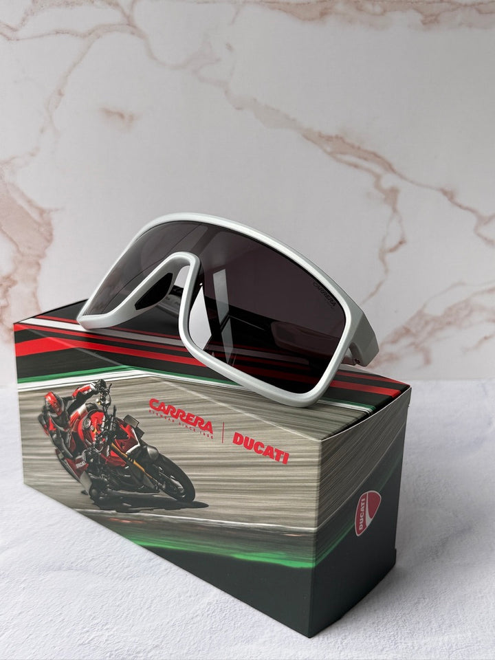 Ducatti 017/S mask sunglasses with white frame and dark square lenses
