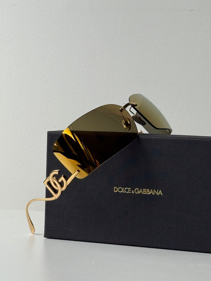 Dolce &amp; Gabbana DG2298B Gafas de sol con escudo negro cristalino 