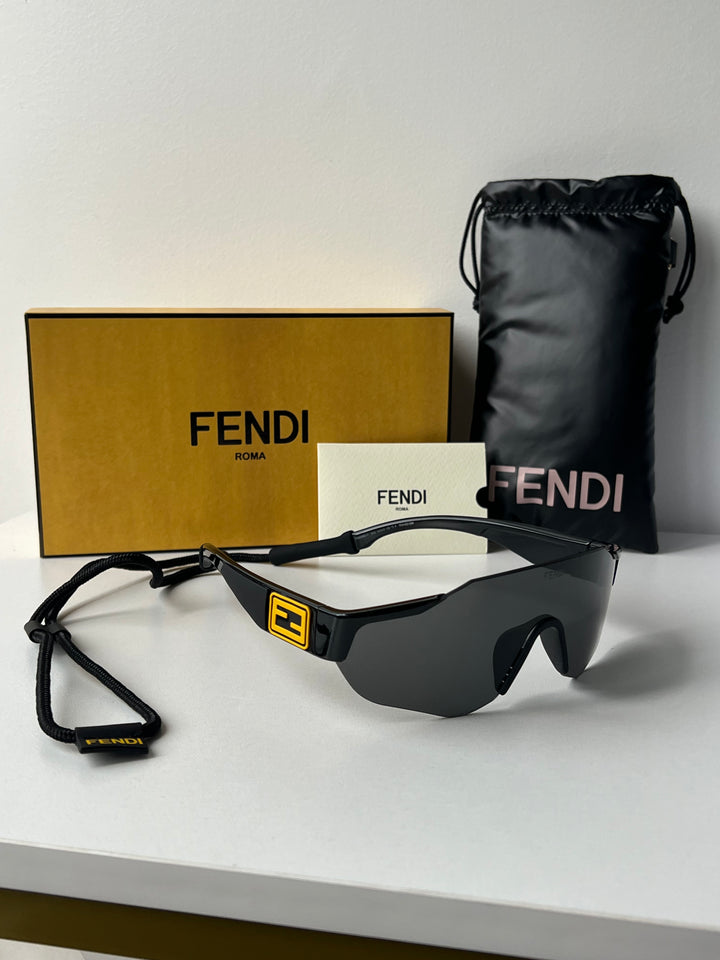 Fendi Sport FE40088U-Y Sunglasses in Black