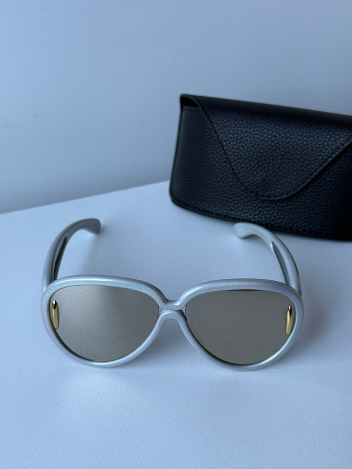 Loewe LW40132I Paula's Ibiza Sunglasses in Light Grey Mirror