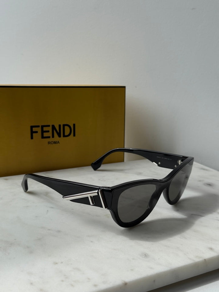 Fendi FE40135I First Cat Eye Sunglasses in Black