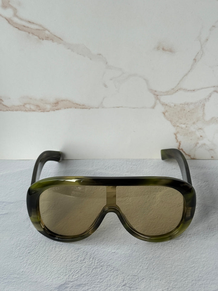Gucci GG2164S Oversized Aviator Sunglasses in Green