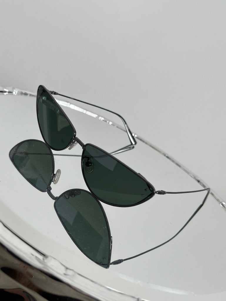 Dior MissDior B1U Sunglasses in Black