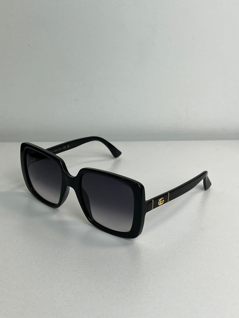Gucci GG0632S Rectangular Marmont Logo Sunglasses in Black