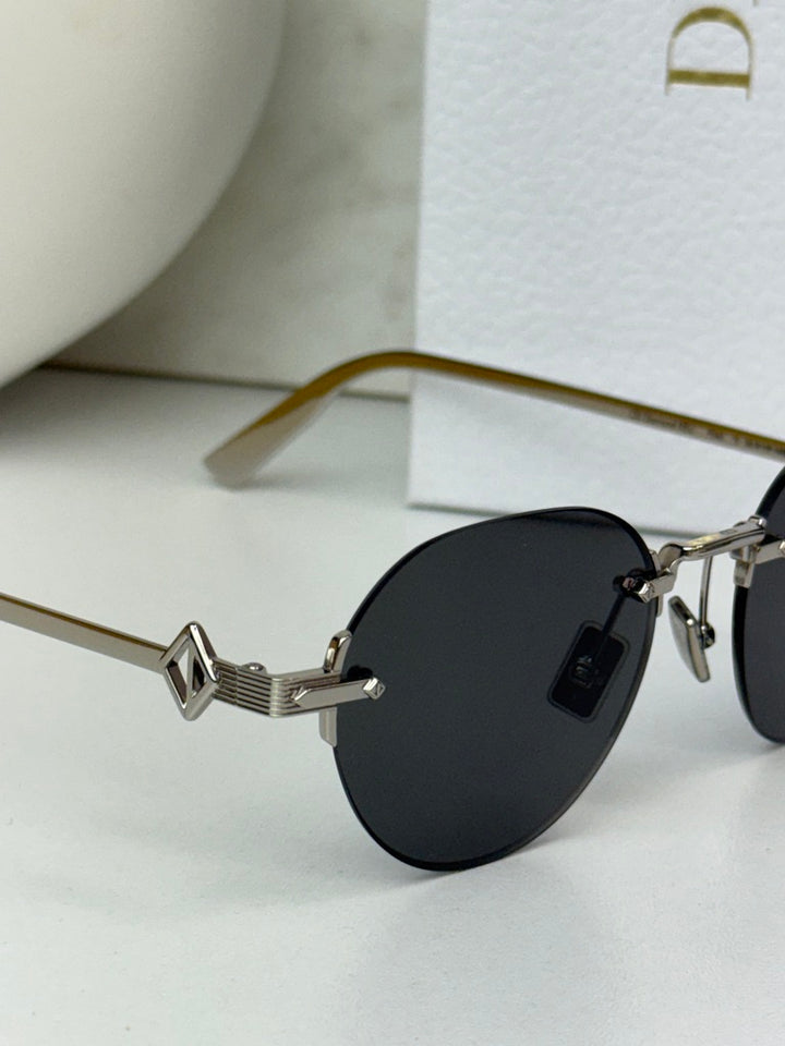 Dior CD Diamond R5U Rimless Round Sunglasses in Silver
